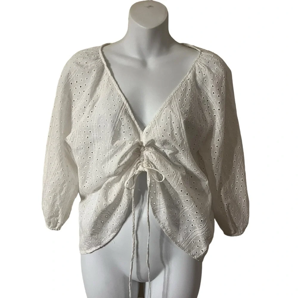 Sanctuary White Eyelet Adjustable Gathered Top size M